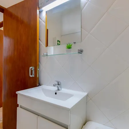 Piscina - Area De Churrasco - Perto & Golf Appartement