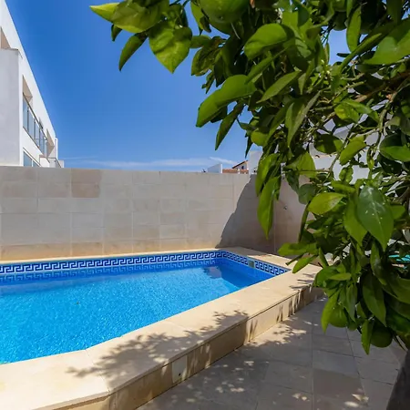 Piscina - Area De Churrasco - Perto & Golf *
