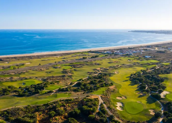 Piscina - Area De Churrasco - Perto & Golf * Одиашере